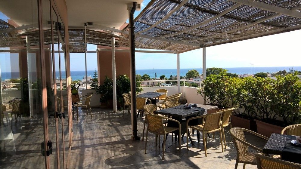 Western La Baia Bari